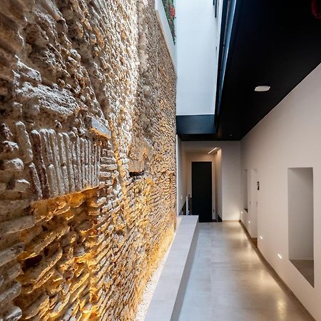 Villar Suites By Cadiz4Rentals Luaran gambar