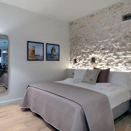 Villar Suites By Cadiz4Rentals Luaran gambar