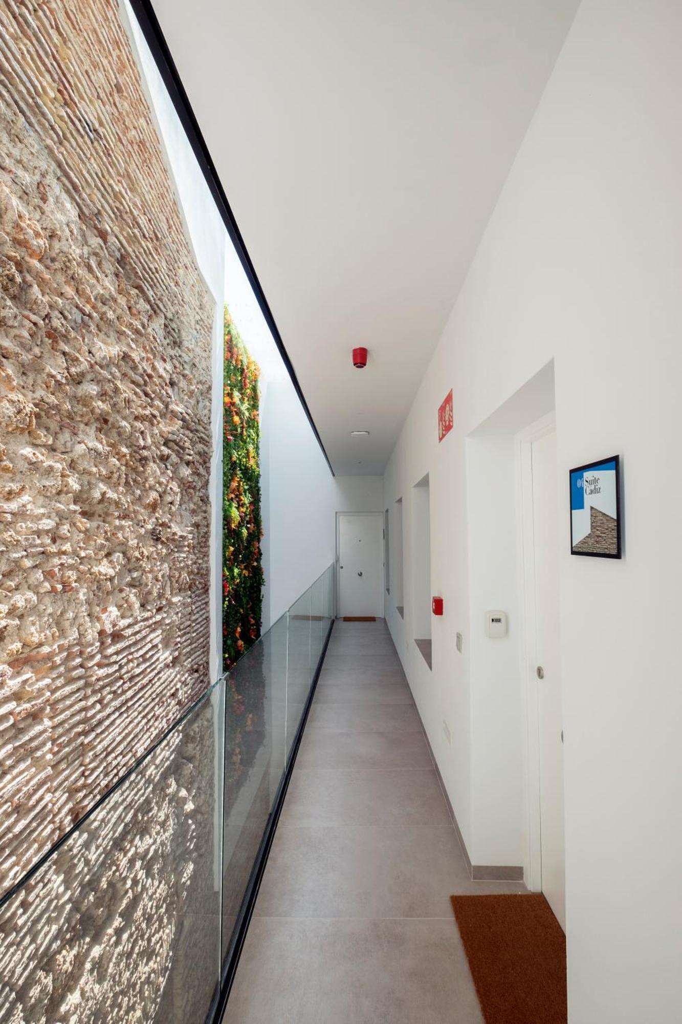 Villar Suites By Cadiz4Rentals Luaran gambar