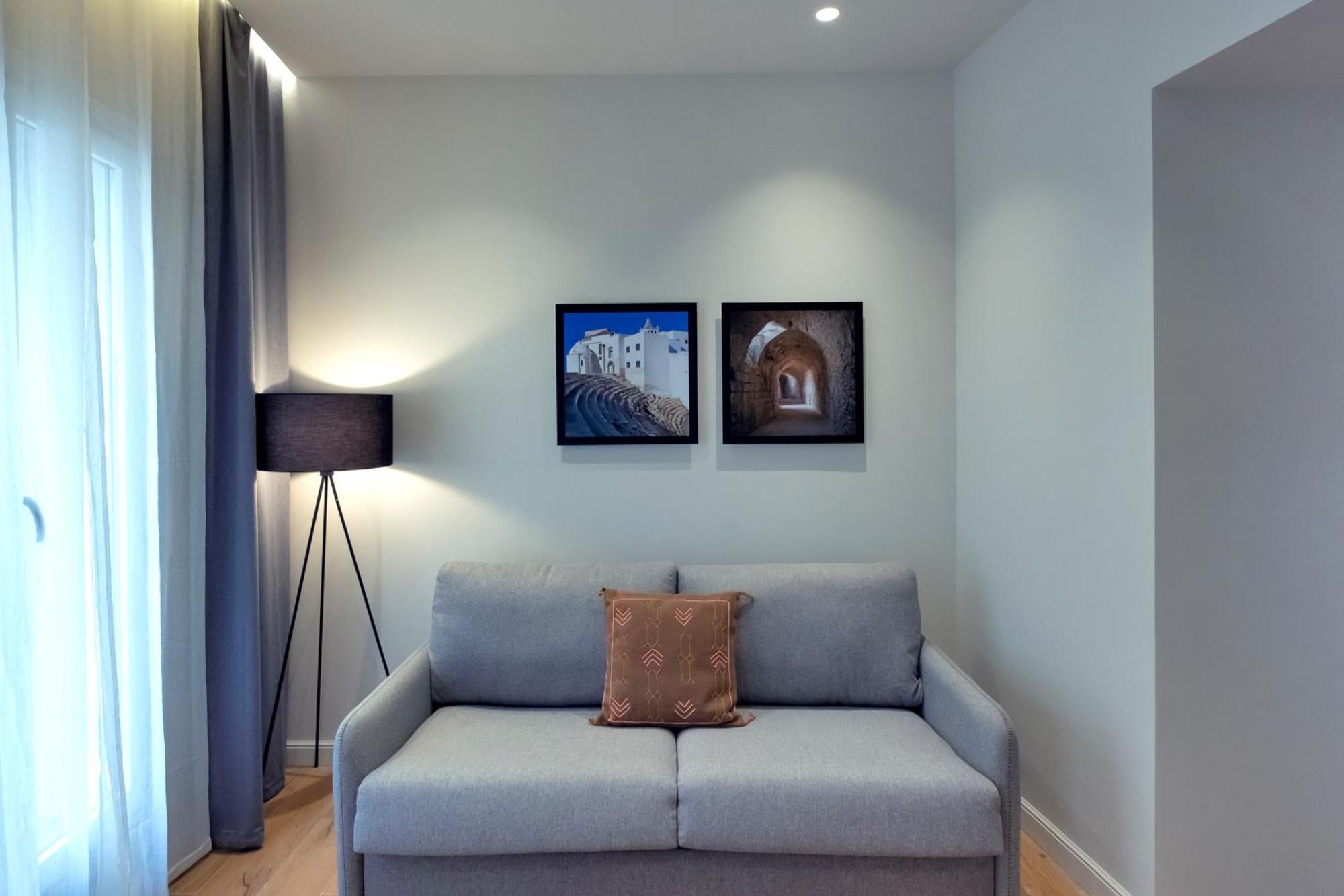 Villar Suites By Cadiz4Rentals Bilik gambar