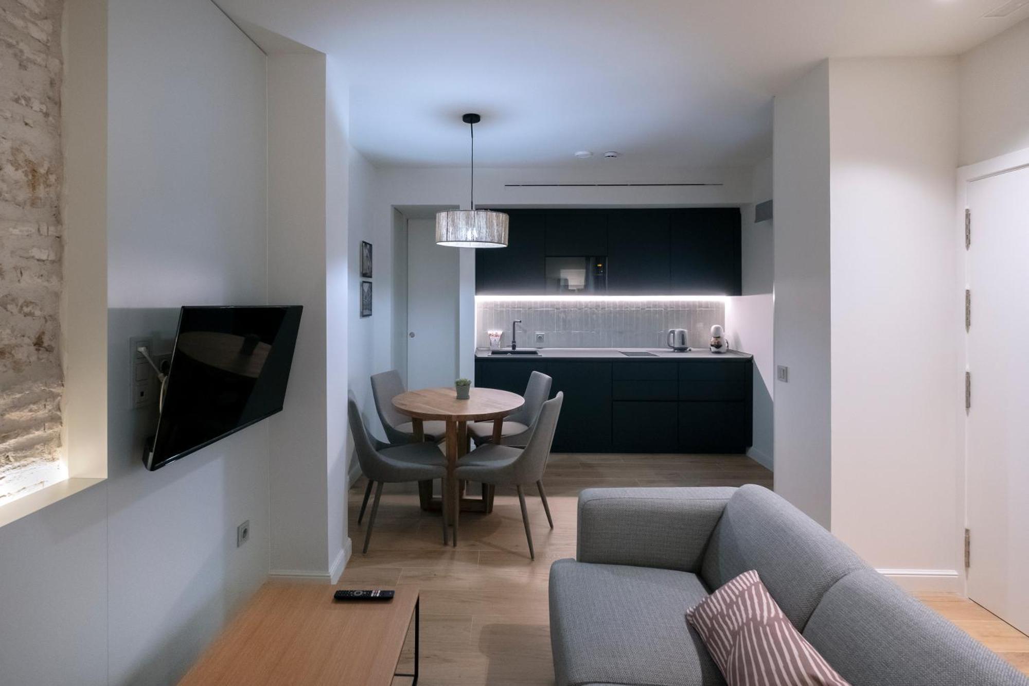 Villar Suites By Cadiz4Rentals Bilik gambar